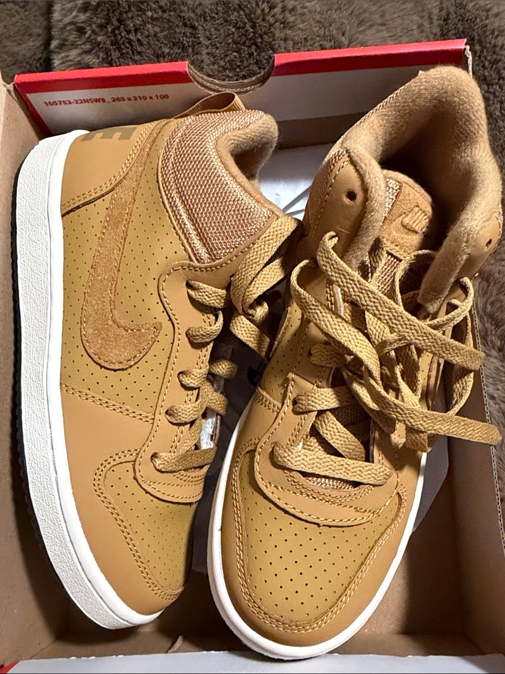 Nike Court Borough Mid (GS) Sneakers Size 4Y